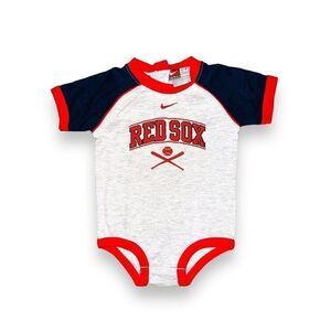 N12 Vintage Nike Red Sox Onepiece Outfit Infant 18 months MLB Baseball Fan